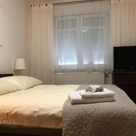 Apartment Apartman Dante *